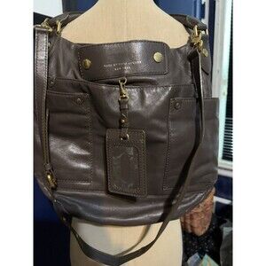Marc Jacobs Lambskin Leather Handbag Brown Pockets Storage